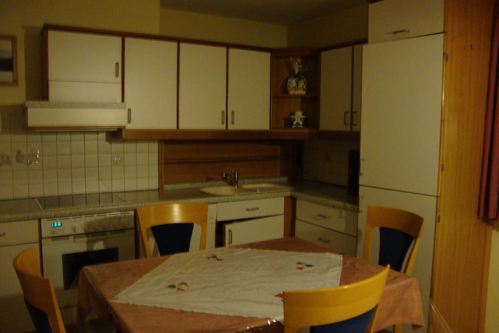 Maria Aichholzer Apartment Sankt Jakob im Rosental Phòng bức ảnh